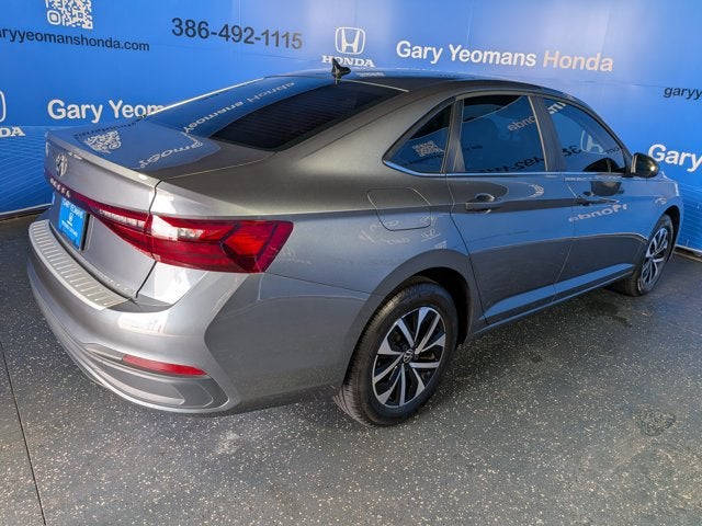 2025 Volkswagen Jetta S