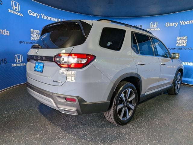 2025 Honda Pilot Touring