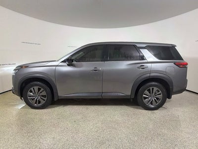 2023 Nissan Pathfinder S