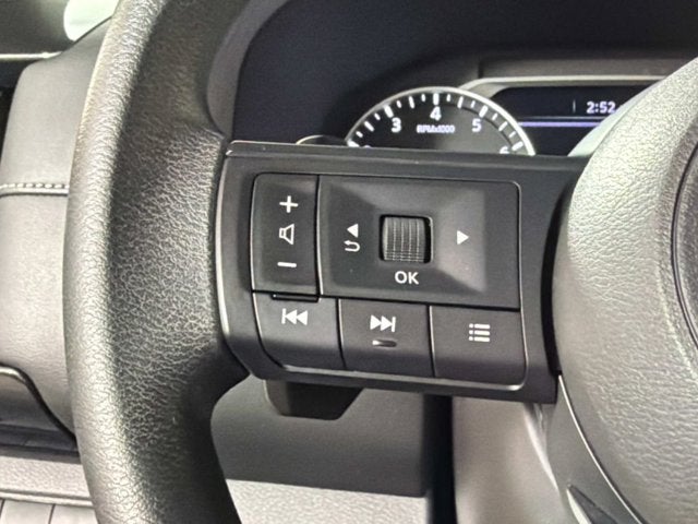 2023 Nissan Pathfinder S