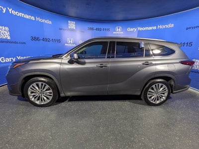 2023 Toyota Highlander Platinum