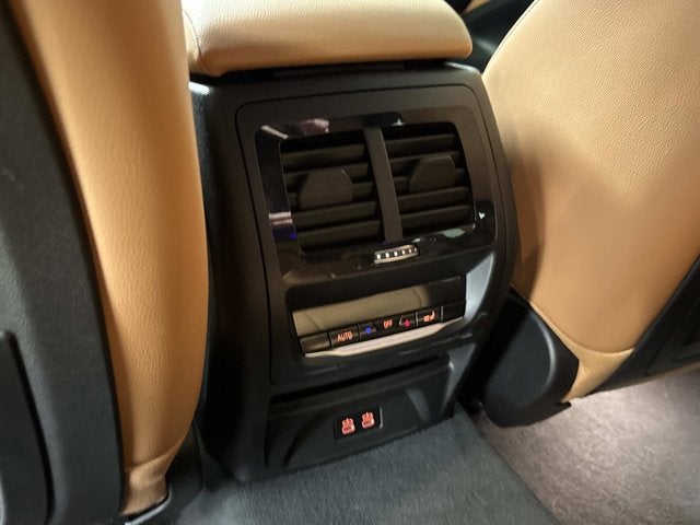 2023 BMW X4 xDrive30i