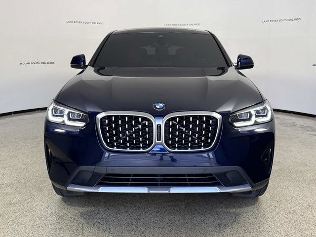 2023 BMW X4 xDrive30i