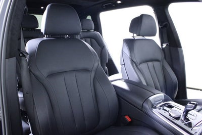 2022 BMW X7 M50i