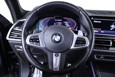 2022 BMW X7 M50i