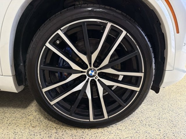 2021 BMW X5 M50i
