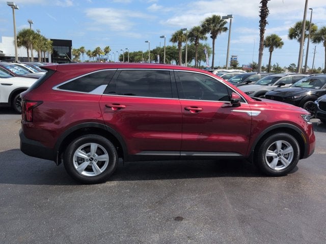 2022 Kia Sorento LX