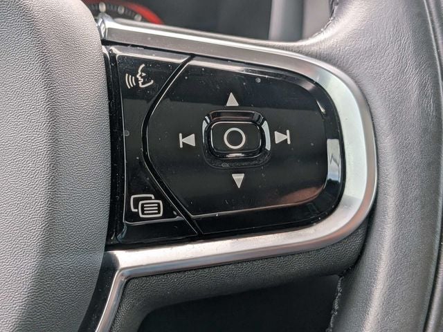 2021 Volvo S60 T5 Momentum