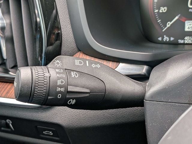 2021 Volvo S60 T5 Momentum