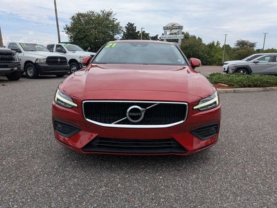 2021 Volvo S60 T5 Momentum