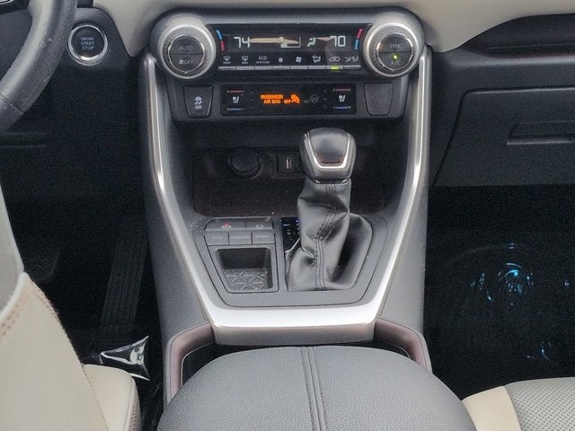 2020 Toyota RAV4 Limited