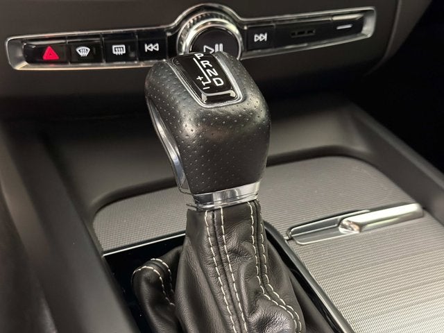 2018 Volvo XC60 R-Design