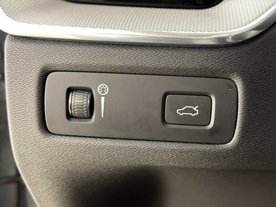 2018 Volvo XC60 R-Design