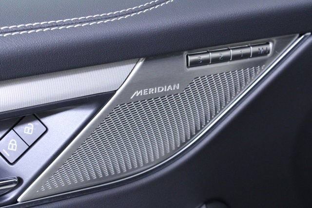 2025 Jaguar F-PACE R-Dynamic S