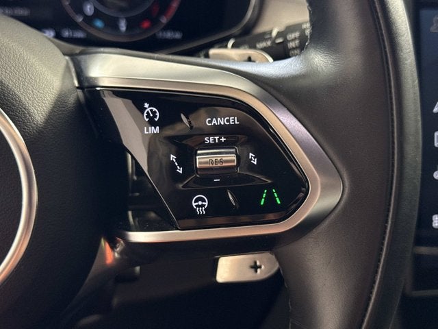 2025 Jaguar F-PACE R-Dynamic S