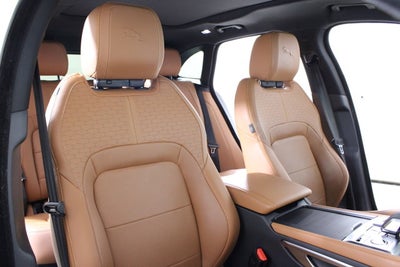 2025 Jaguar F-PACE R-Dynamic S