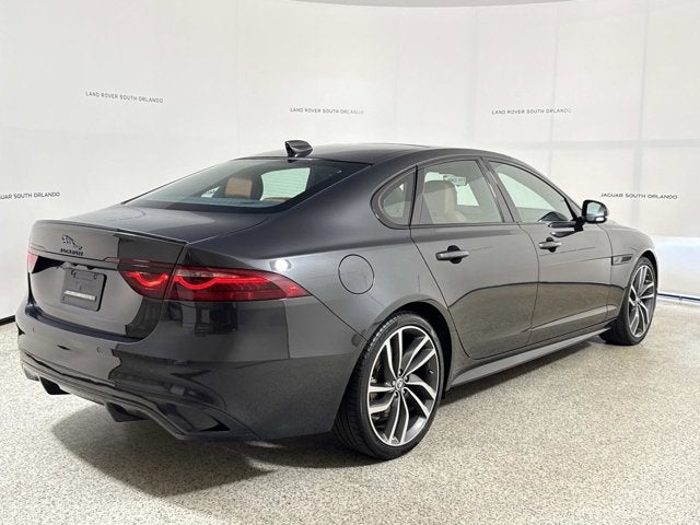 2024 Jaguar XF R-Dynamic SE