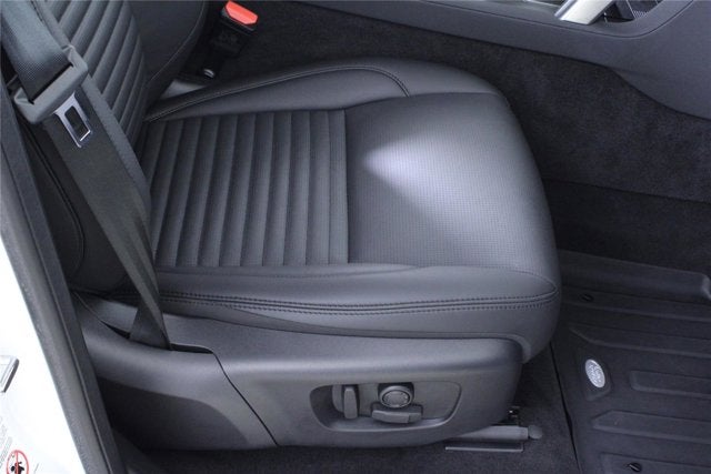 2025 Land Rover Discovery Sport S