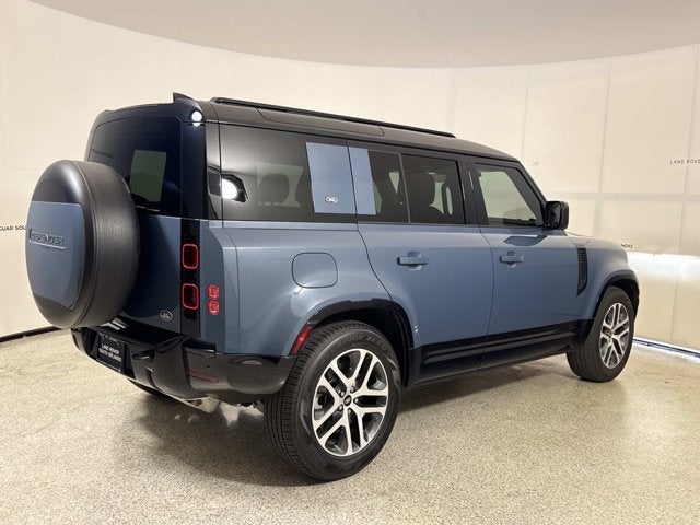 2023 Land Rover Defender X-Dynamic SE
