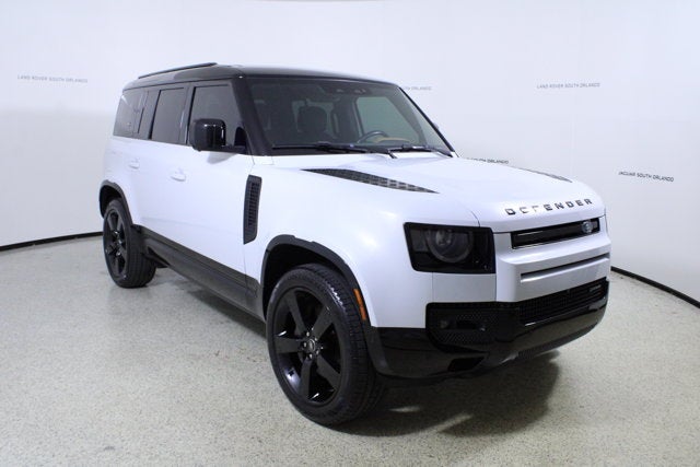 2023 Land Rover Defender X-Dynamic SE