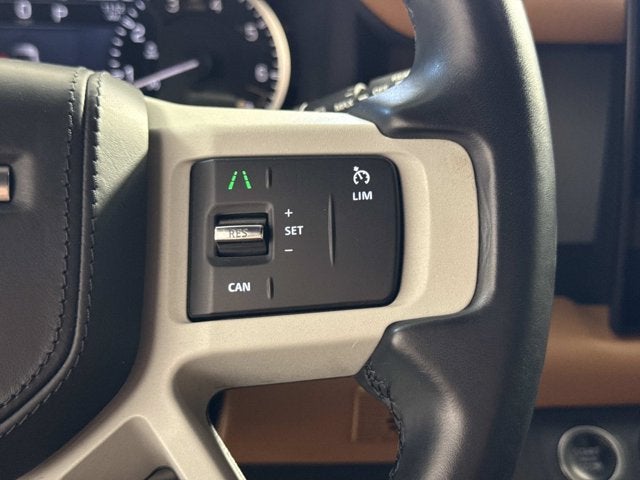 2023 Land Rover Defender X-Dynamic SE