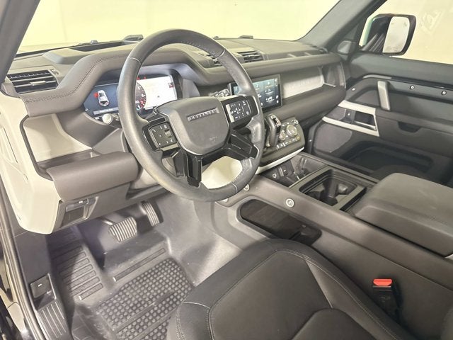 2024 Land Rover Defender X-Dynamic SE