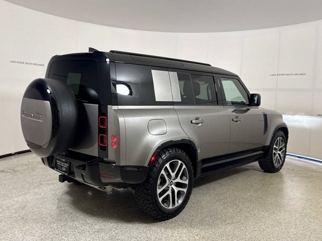 2025 Land Rover Defender X-Dynamic SE