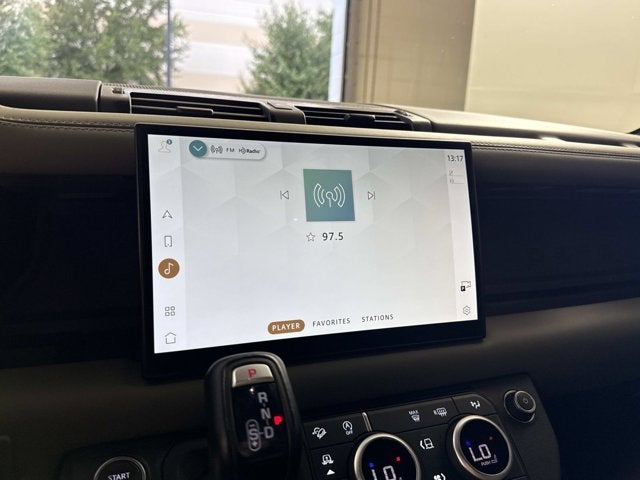 2022 Land Rover Defender X-Dynamic HSE