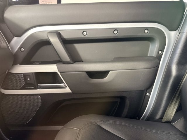 2024 Land Rover Defender S