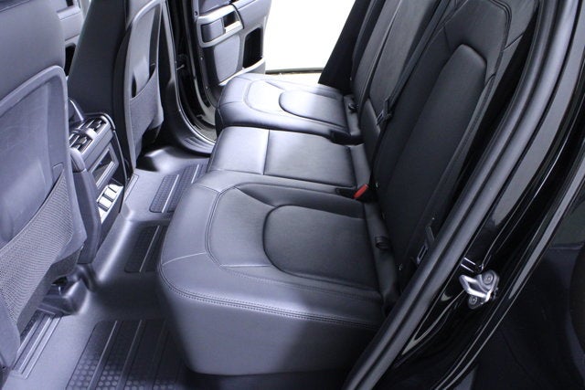 2024 Land Rover Defender S