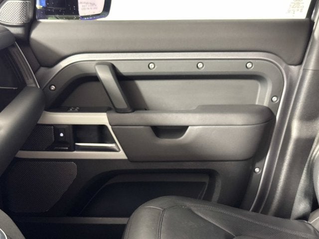 2024 Land Rover Defender S