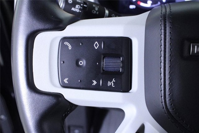 2023 Land Rover Defender SE