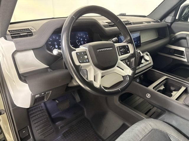2020 Land Rover Defender SE