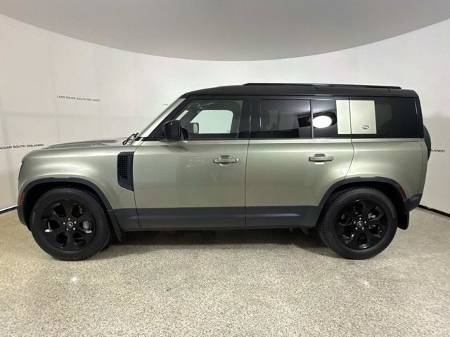 2020 Land Rover Defender SE
