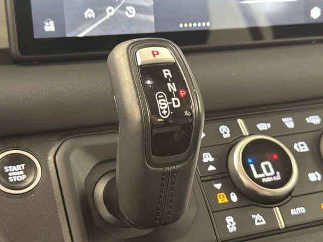 2020 Land Rover Defender SE