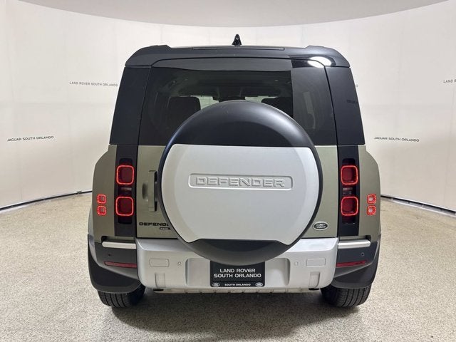 2020 Land Rover Defender SE