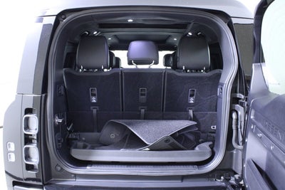 2025 Land Rover Defender V8