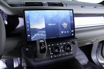 2026 Land Rover Defender OCTA