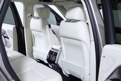 2023 Land Rover Range Rover SE