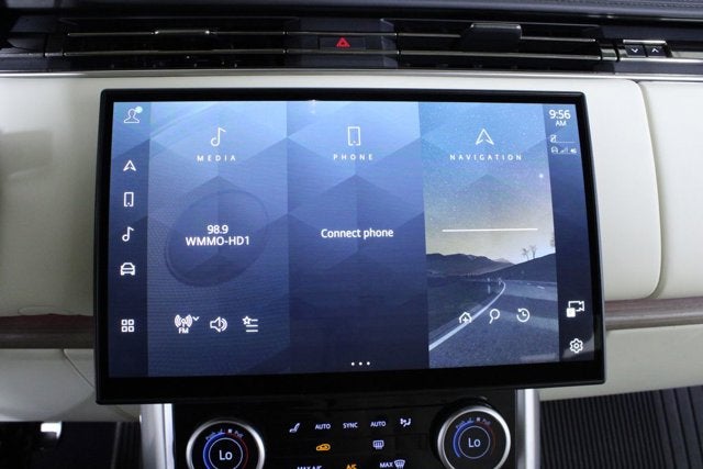 2023 Land Rover Range Rover SE