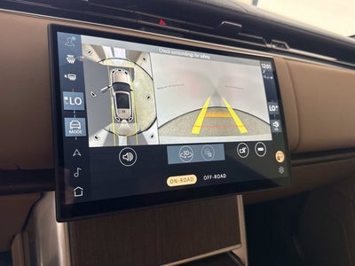 2025 Land Rover Range Rover SE
