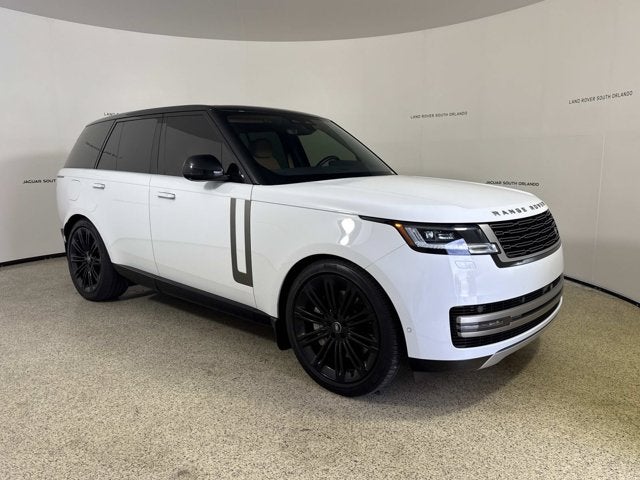 2025 Land Rover Range Rover SE