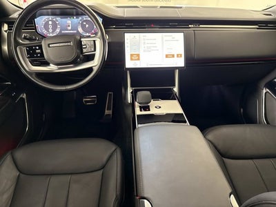 2025 Land Rover Range Rover SE