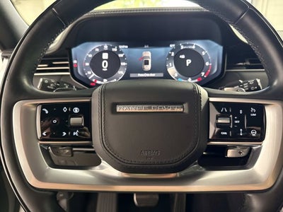 2025 Land Rover Range Rover SE