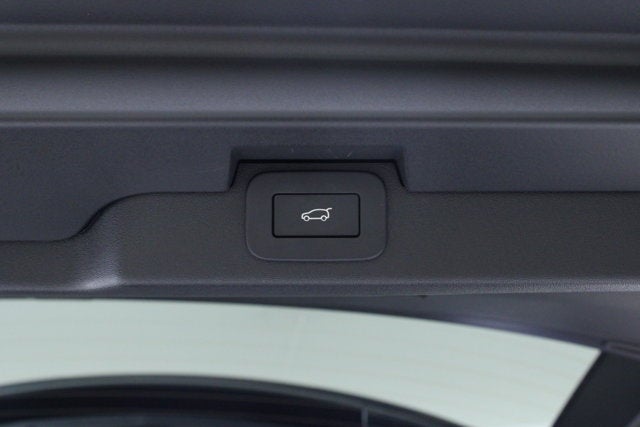 2025 Land Rover Discovery Dynamic SE