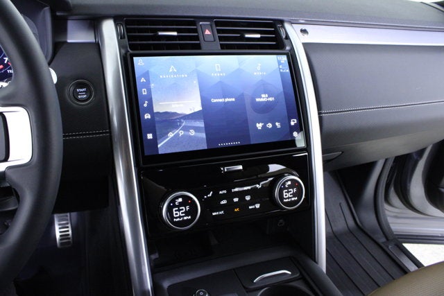 2025 Land Rover Discovery Dynamic SE