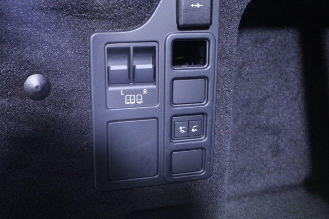 2023 Land Rover Discovery S R-Dynamic