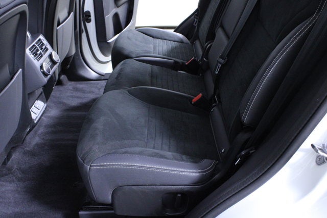 2023 Land Rover Discovery S R-Dynamic