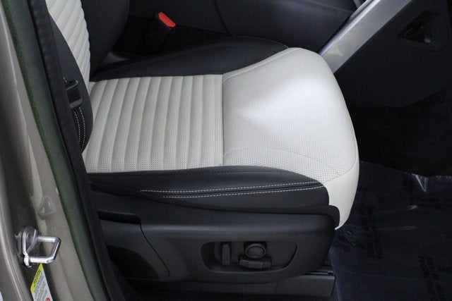 2023 Land Rover Discovery S R-Dynamic