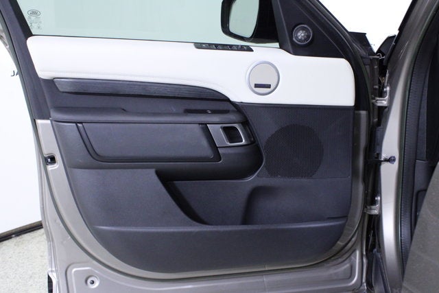 2023 Land Rover Discovery S R-Dynamic